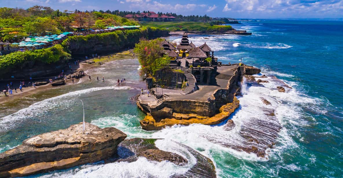 tanah-lot-temple